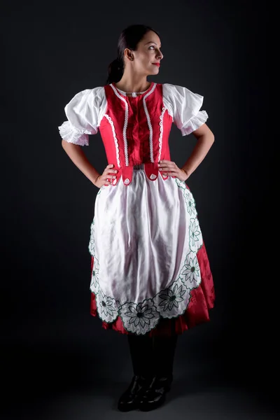 Jeune Belle Femme Slovaque Costume Traditionnel — Photo