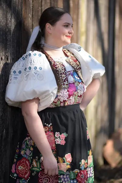 Eslovak Vak Folclore Mulher Traje Tradicional — Fotografia de Stock