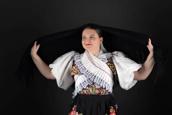 Young Woman Traditional Russian Costume — Stock Photo, Image