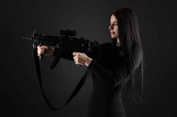 Mujer Sexy Con Pistola — Foto de Stock