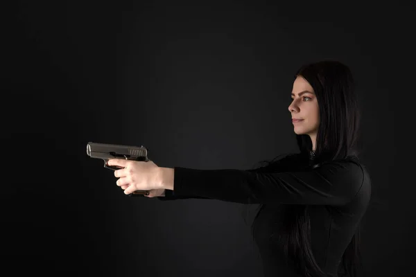 Mujer Sexy Con Pistola —  Fotos de Stock