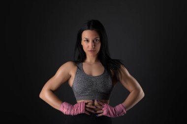 Spor yapan atletik kız.