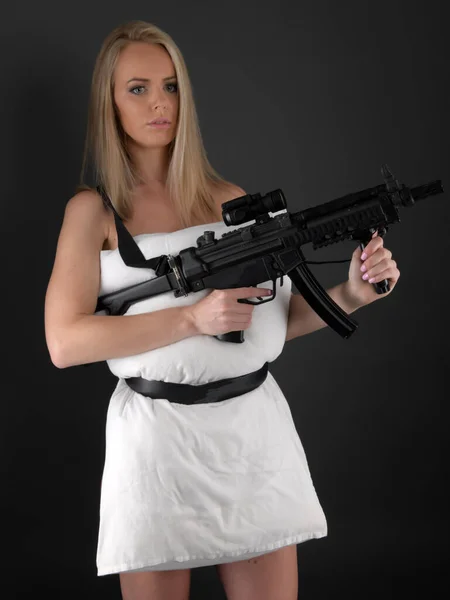 Sexy Blonde Woman Holding Gun — Stock Photo, Image