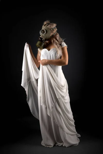 Femme Robe Mariée Masque Gaz — Photo