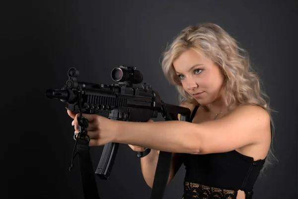 Femme Blonde Sexy Avec Pistolet — Photo