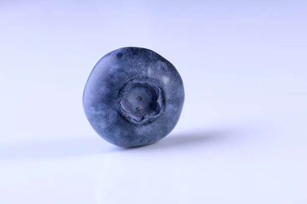 Blaubeeren Frische Rohe Beeren Isoliert Auf Weißem Hintergrund Mit Schnittpfad — Stockfoto