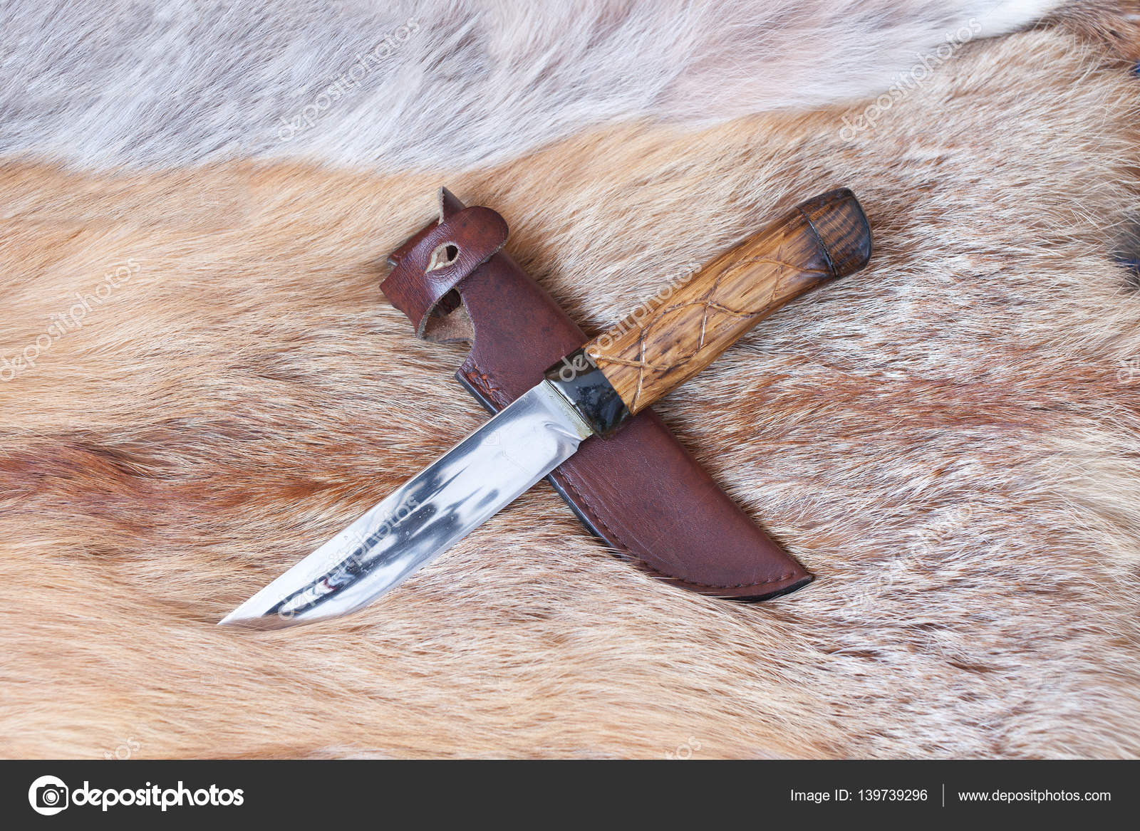 Sharp hunting knife Stock Photo by ©Tadoma1 139739296