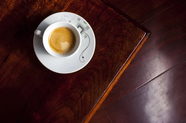 ahşap Kağıt bardakta coofe