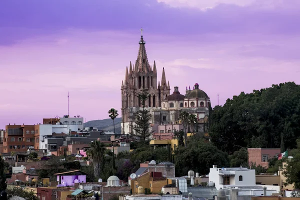 BEAUTIFUL VIEW OF SAN MIGUEL DE ALLENDE, в Мексике. СУНСЕТ Лицензионные Стоковые Фото