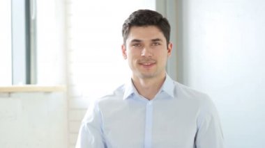 Tamam, adam ofis, kapalı memnun