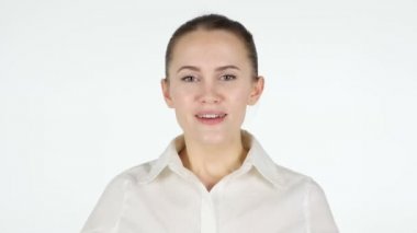 Kadın, beyaz arka plan başarı kutluyor
