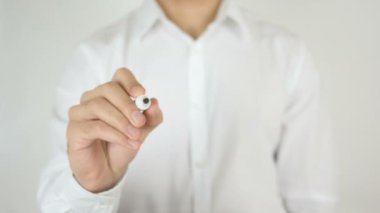 Müşteri Hizmetleri, cam üzerine yazılmış