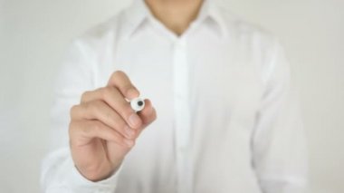 Tasarım, camın üzerine yazılmış