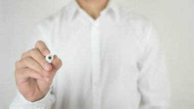 Ücretsiz teslimat, camın üzerine yazılmış