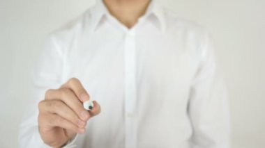 Performans, camın üzerine yazılmış