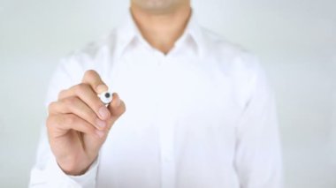 Uzman sor, cam üzerinde yazılı adam