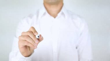 Seyirci, adam cam üzerine yazma