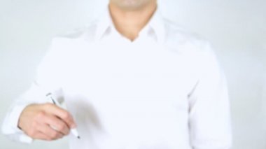 Akredite, dostum camın üzerine yazma