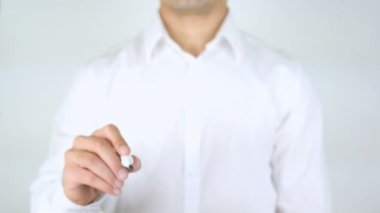 Yolunuzu bulun, cam üzerinde yazılı adam