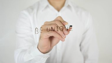 Camına yazılı benzersiz olması