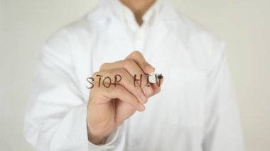 HIV, camına yazılı durdurmak