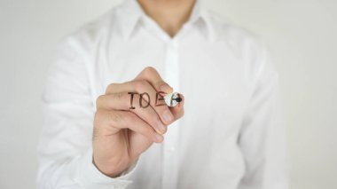 Fikir, camın üzerine yazılmış