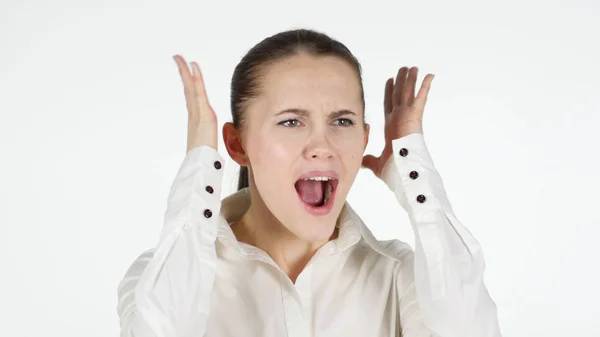 Mujer gritando, fondo blanco — Foto de Stock