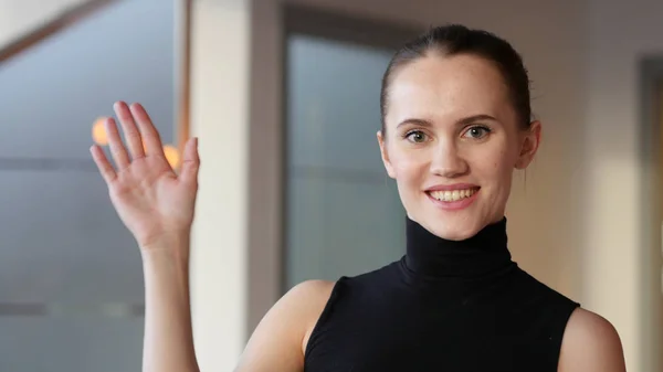 Mano Saludable, Video Chat por Mujer en la Oficina —  Fotos de Stock