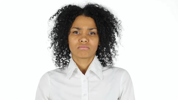 Perturbado triste preto mulher no branco fundo — Fotografia de Stock