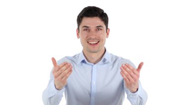 Yakışıklı işadamı, beyaz arka plan davet