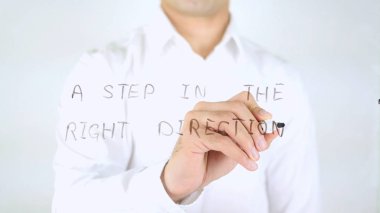 Doğru yönde bir adım dostum camına el yazısıyla yazma