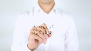 Sonuçlar elde etmek, cam, el yazısıyla yazma adam