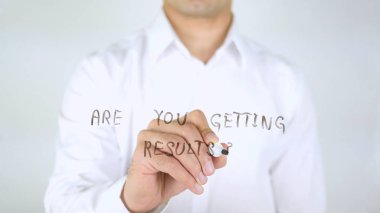 Sonuçlar alıyorsanız?, adam cam, el yazısıyla yazma