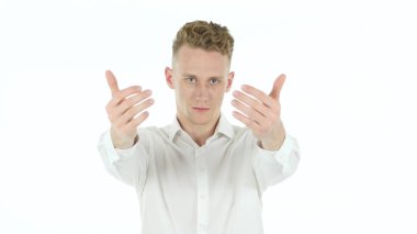 Jest genç işadamı tarafından davet, arka plan beyaz