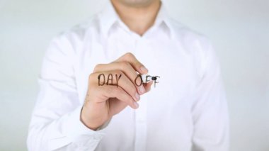 Gün kapalı, cam adam yazma