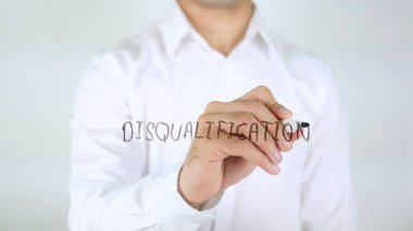 Diskalifiye, adam cam üzerine yazma