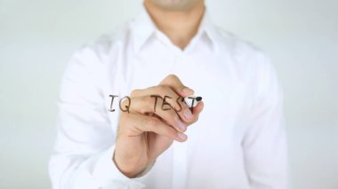 IQ testi, adam cam üzerine yazma
