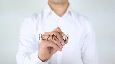 Plan A, cam üzerinde yazılı adam