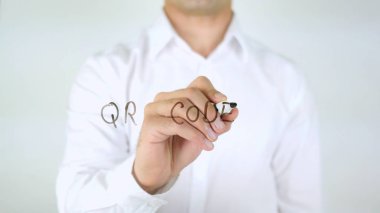 QR Kod, adam cam üzerine yazma