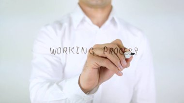 Çalışan işlemi, adam cam üzerine yazma