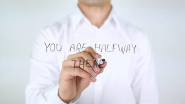 Çoğu yarım orada, dostum cam üzerine yazma