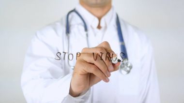 Durmak virüs, cam üzerinde yazılı doktor