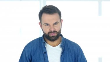 Office kamerada Angerlooking adam üzgün