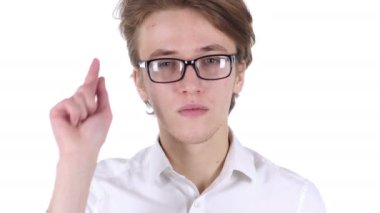 Office kamerada gösteren gözlük adam portresi