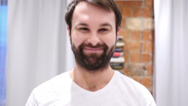 Portrait of Beard Man Shaking Head to Accept, Yes, Indoor — Stock Video