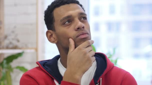 Portrait of Handsome Thinking Afro-American Man Gesturing  Brainstorming — Stock Video