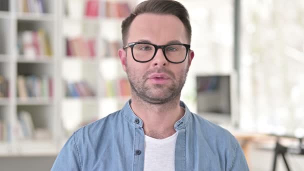 Young Man in Glasses showing Thumbs Up — Stok video