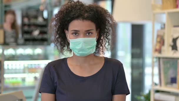 Portrait of Young African Woman with Face Mask — Stock Video