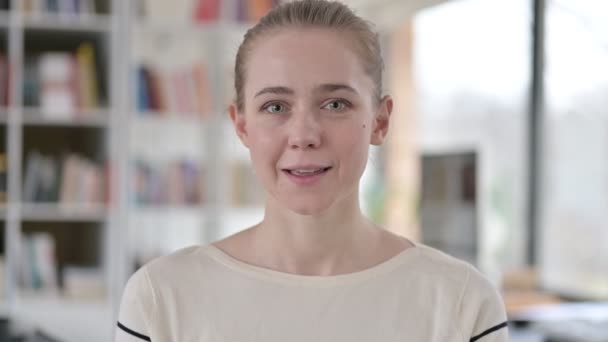 Portrait of Young Woman with Finger on Lips, Silence — Stock Video