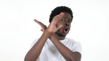 Beyaz Arkaplanda Dışlanan ve Hoşlanmayan Sıradan Afrikalı Adam